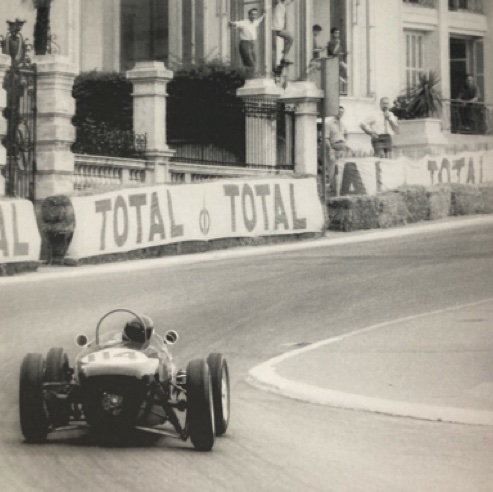 Monaco 1960 sur la Lotus 19 FJ
© Ferret